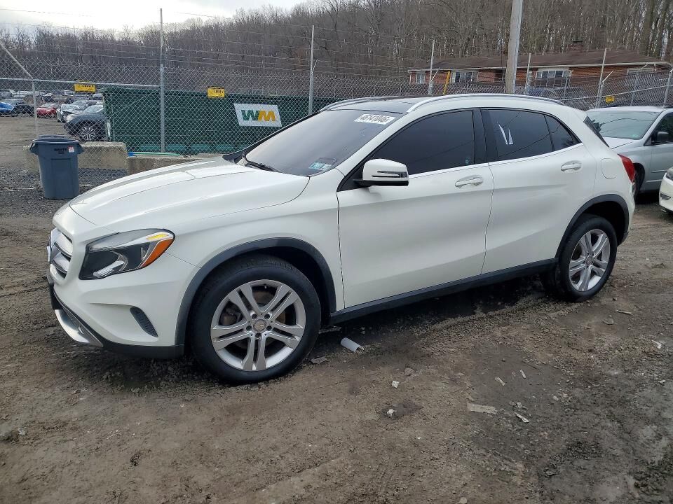 2016 MERCEDES-BENZ GLA-Class