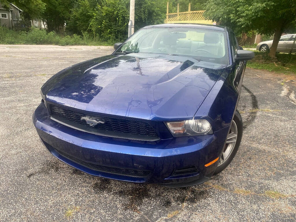 2010 FORD Mustang