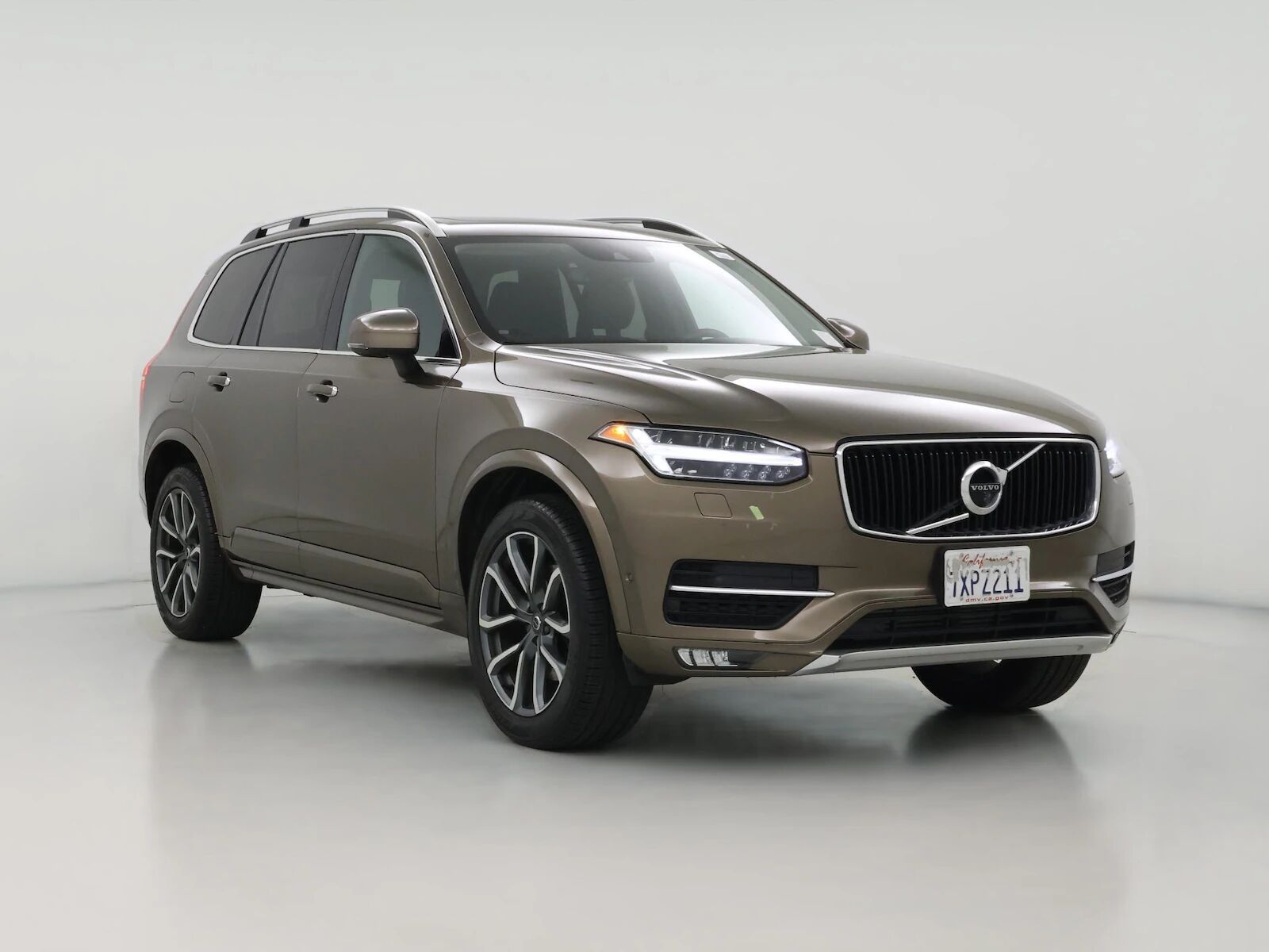 2017 VOLVO XC90