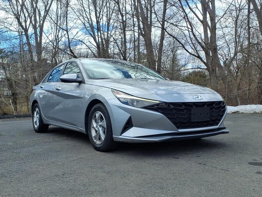 2021 HYUNDAI Elantra
