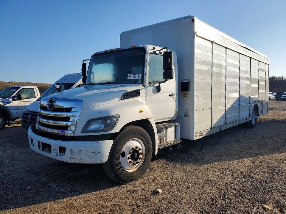 2016 HINO Conventional Type Truck
