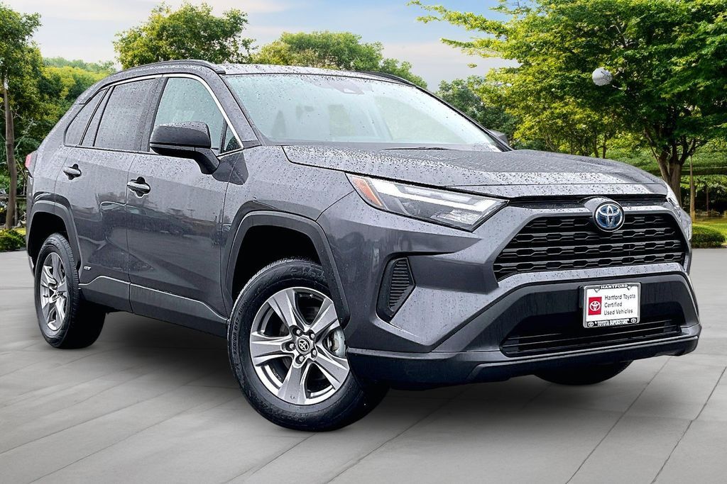 2024 TOYOTA RAV4