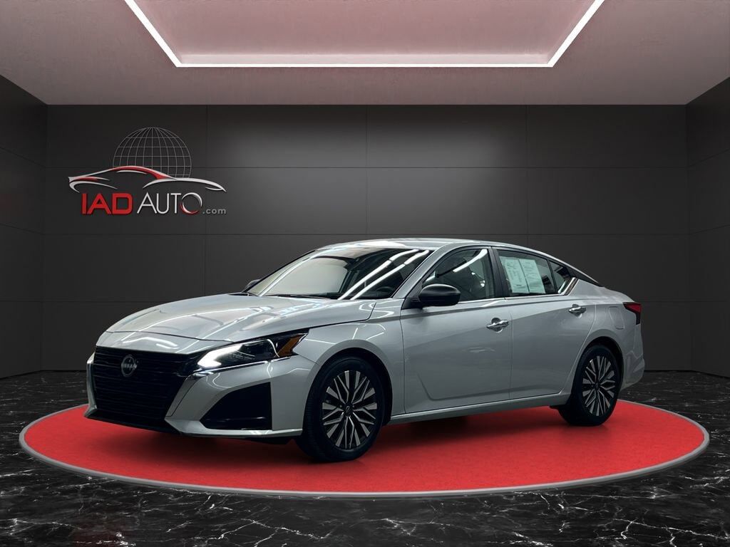 2024 NISSAN Altima