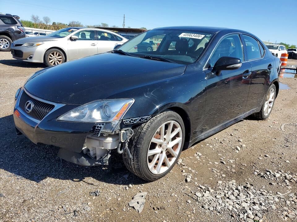 2011 LEXUS IS