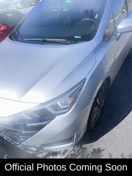 2023 NISSAN Versa