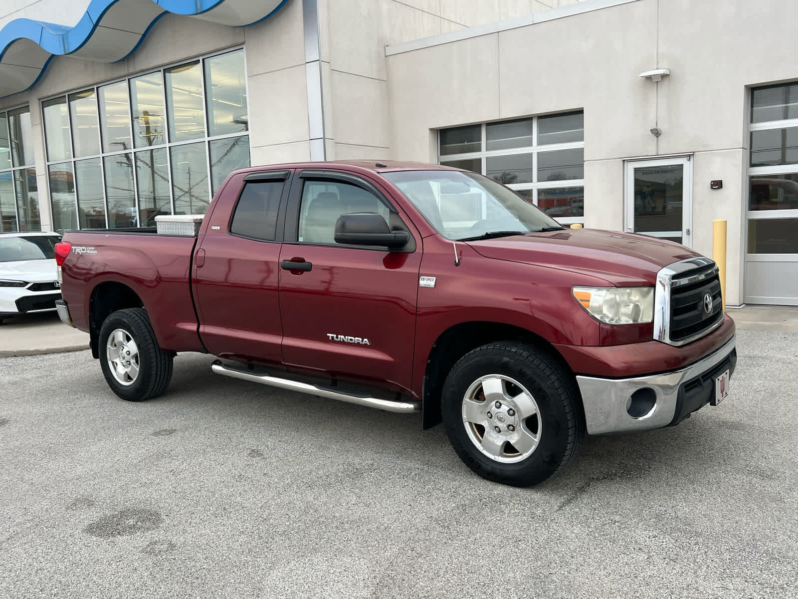 2010 TOYOTA Tundra
