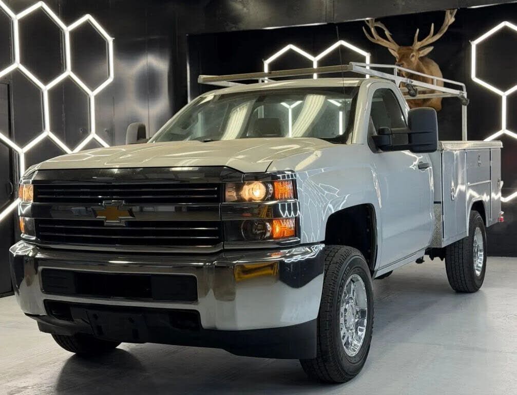 2018 CHEVROLET Silverado