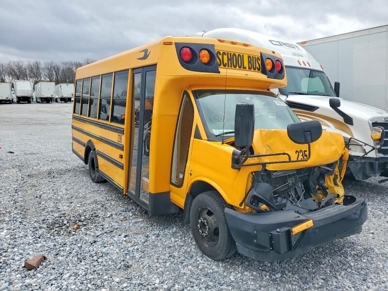 2017 CHEVROLET Express