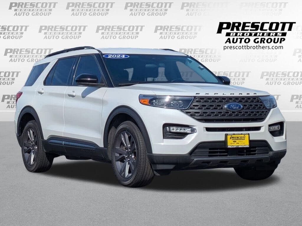 2024 FORD Explorer