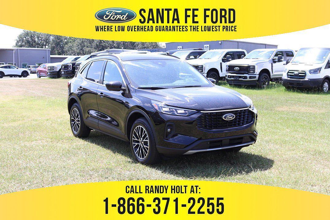 2024 FORD Escape