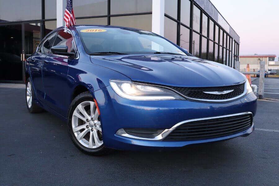 2016 CHRYSLER 200