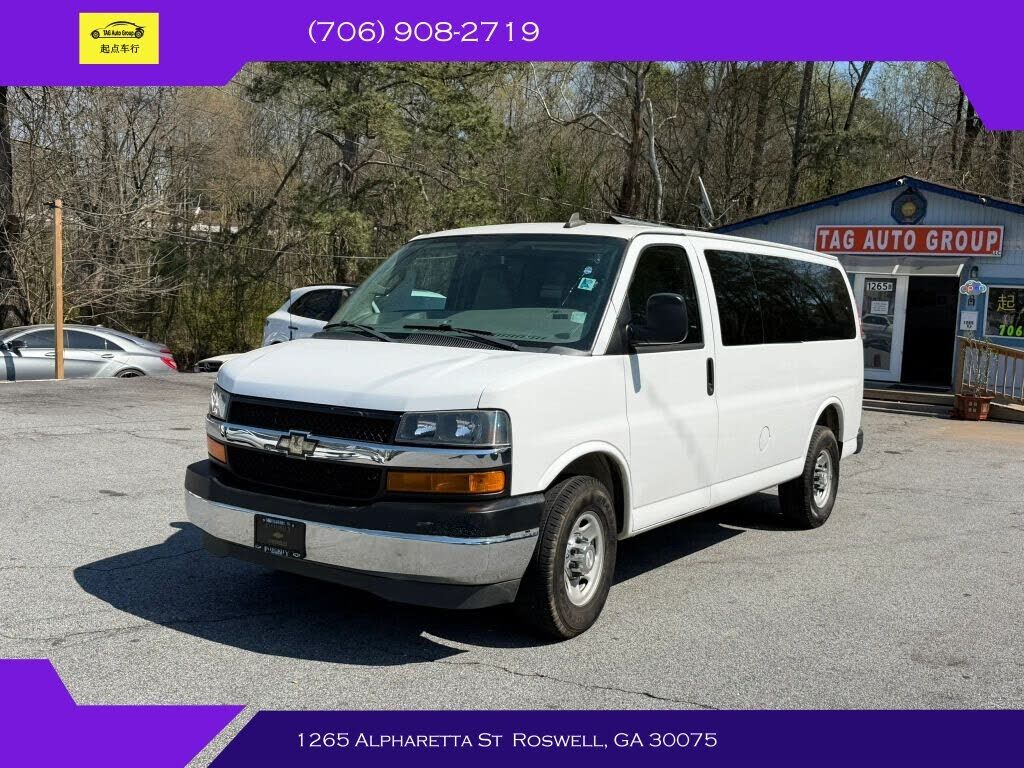 2017 CHEVROLET Express