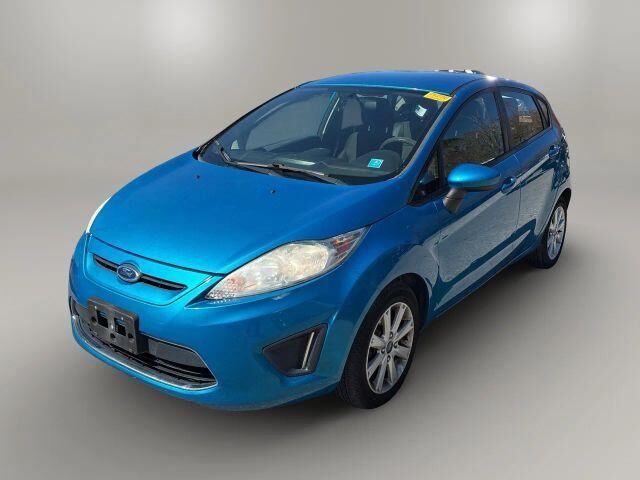 2012 FORD Fiesta