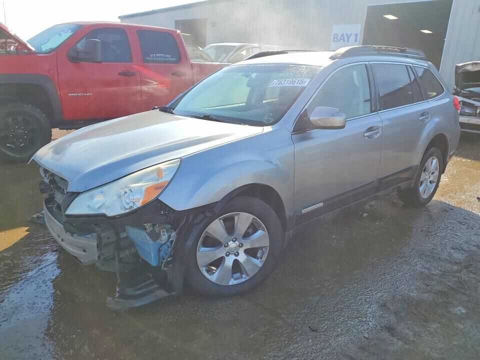 2010 SUBARU Outback