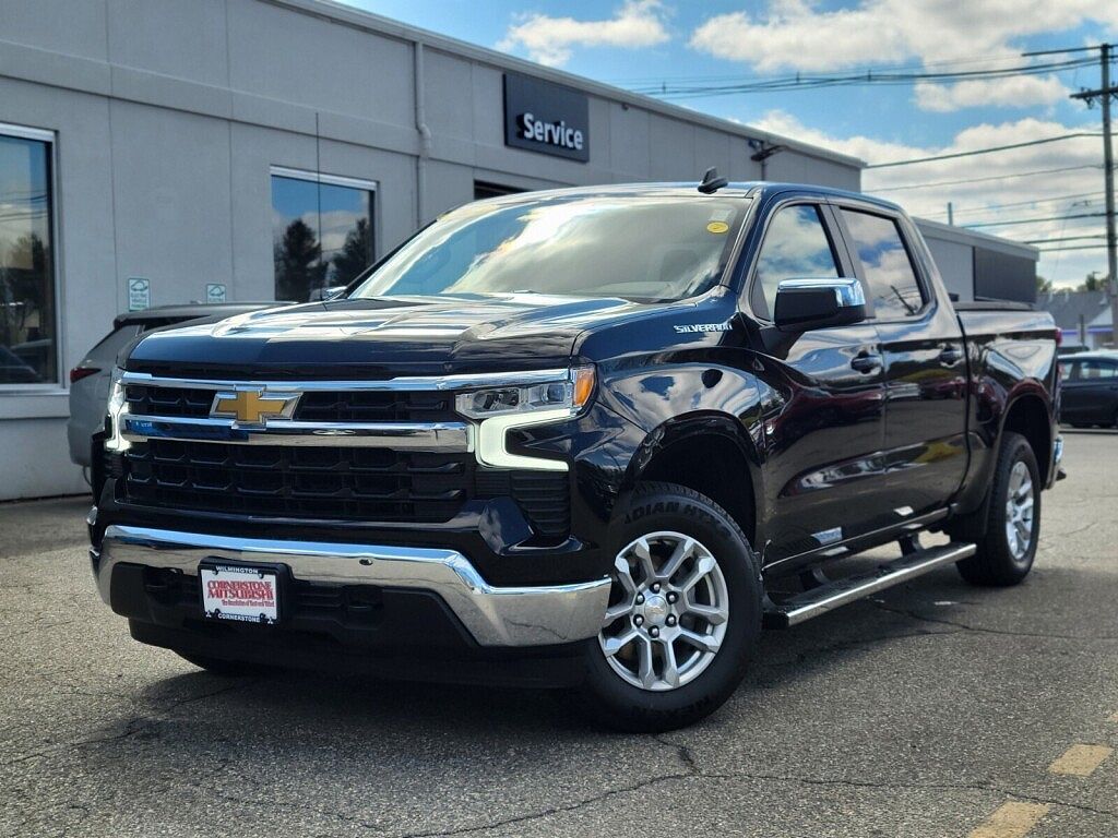 2024 CHEVROLET Silverado