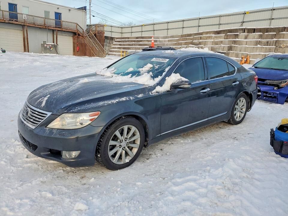 2011 LEXUS LS