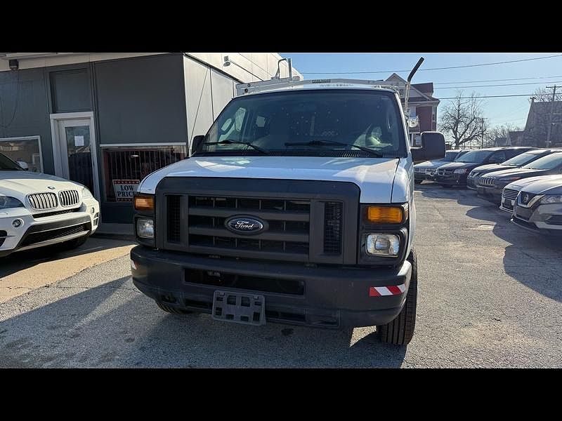 2009 FORD E-250