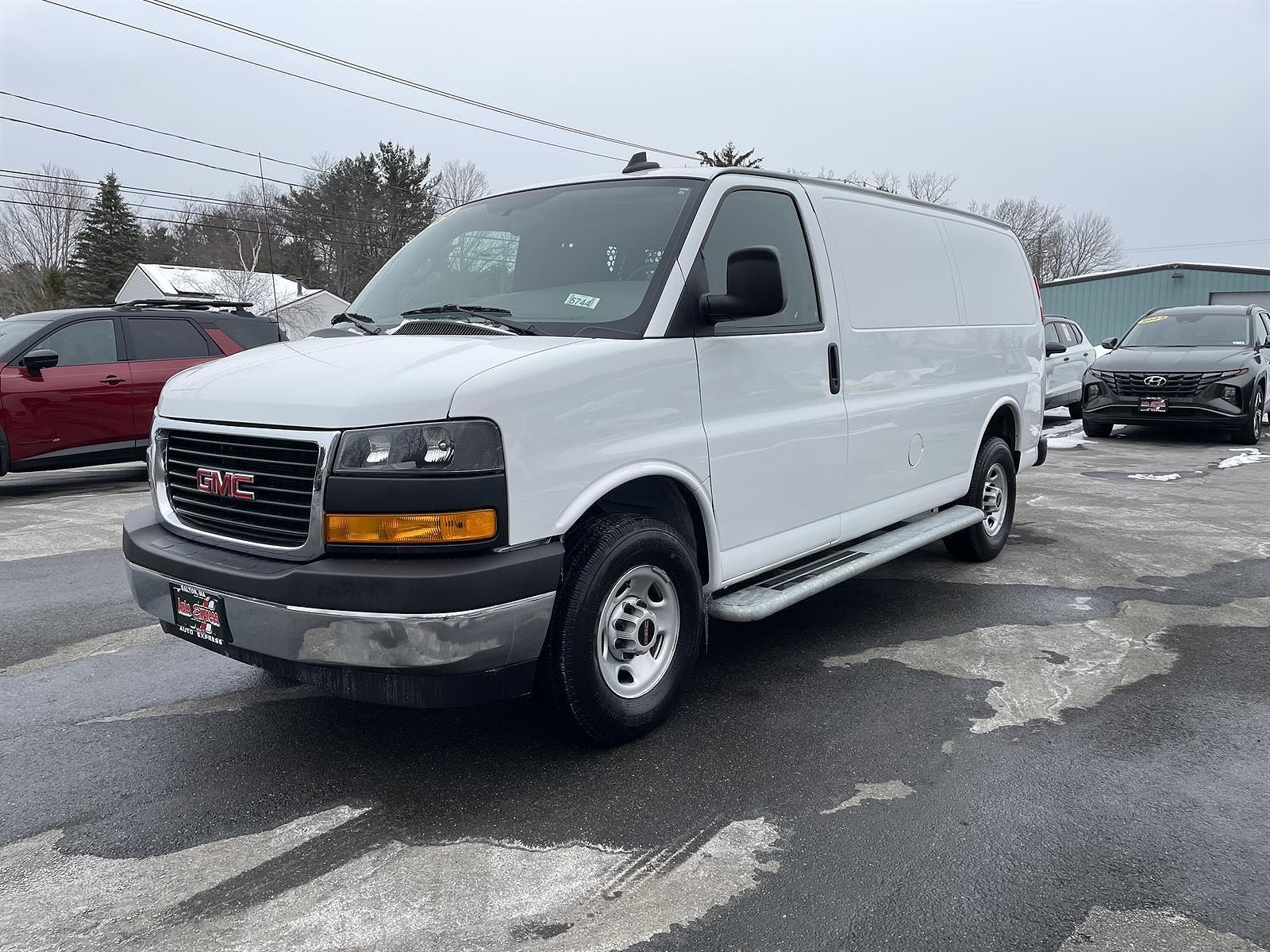 2024 GMC Savana