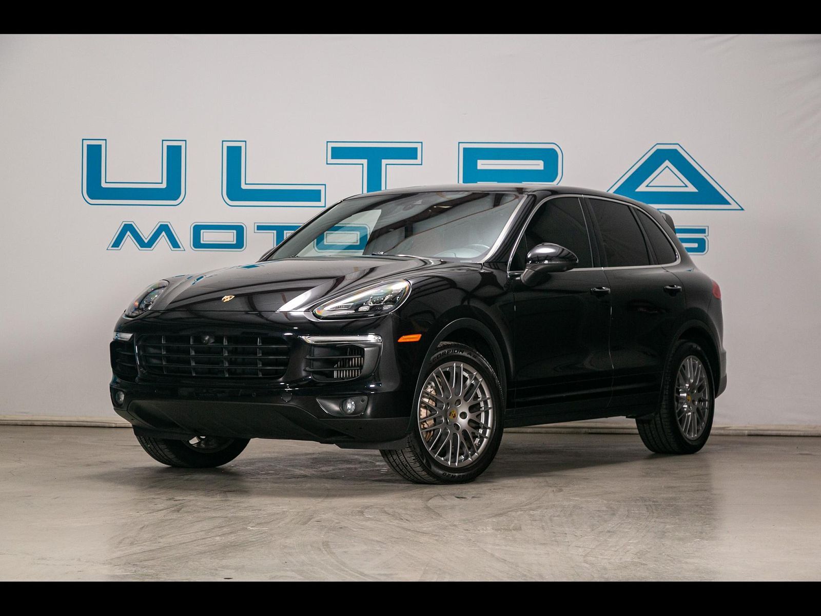 2018 PORSCHE Cayenne