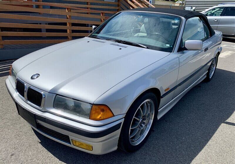 BMW 328iC