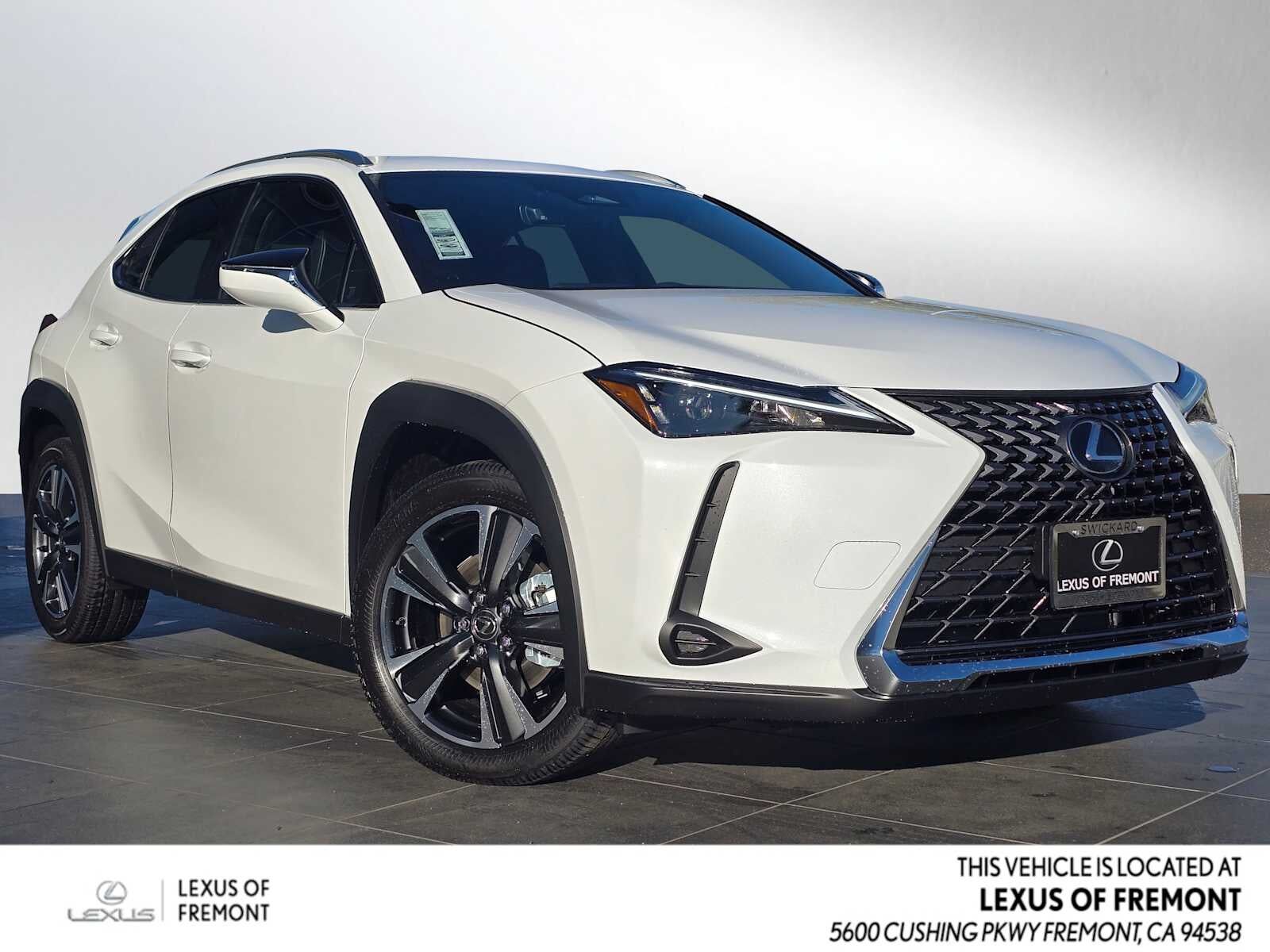 2026 LEXUS UX