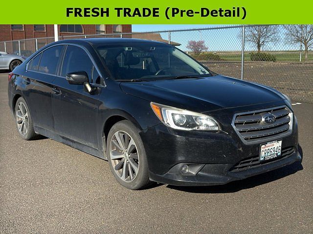 2017 SUBARU Legacy