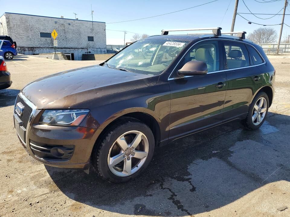 2011 AUDI Q5