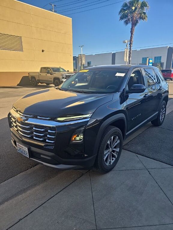 2025 CHEVROLET Equinox