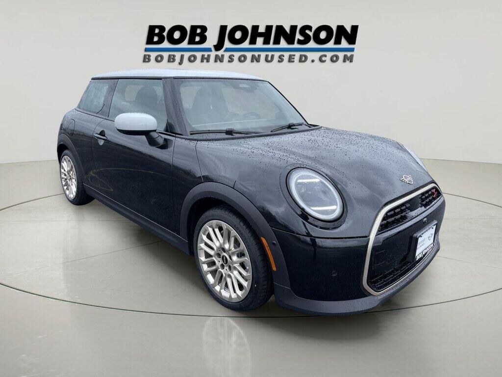 2025 MINI Hardtop