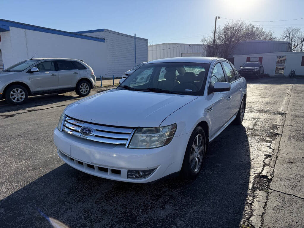 2008 FORD Taurus