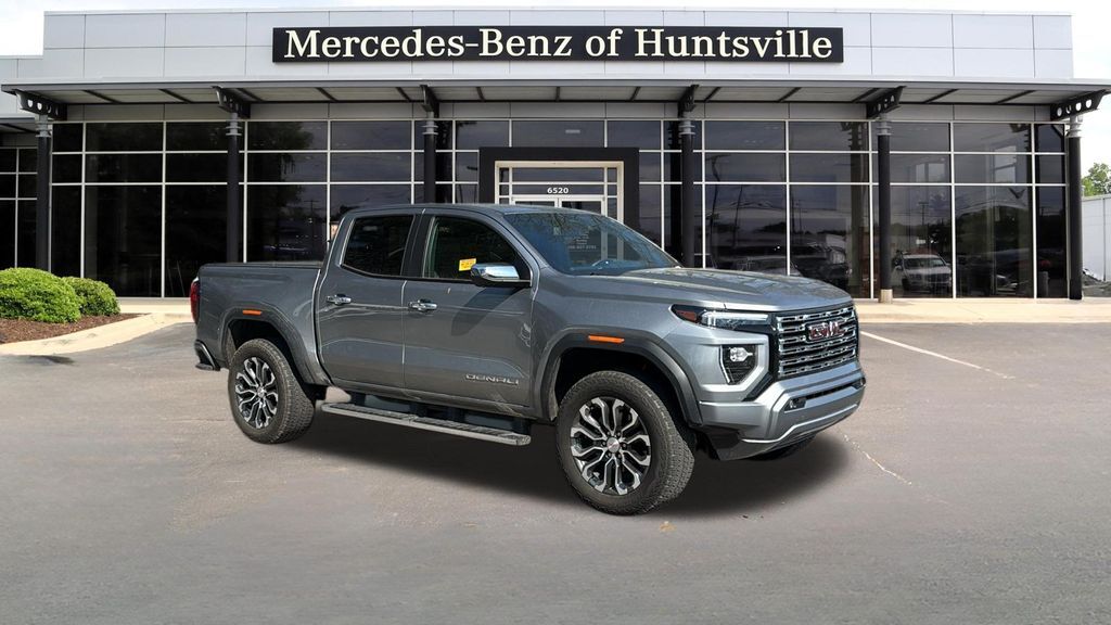 2024 GMC Canyon