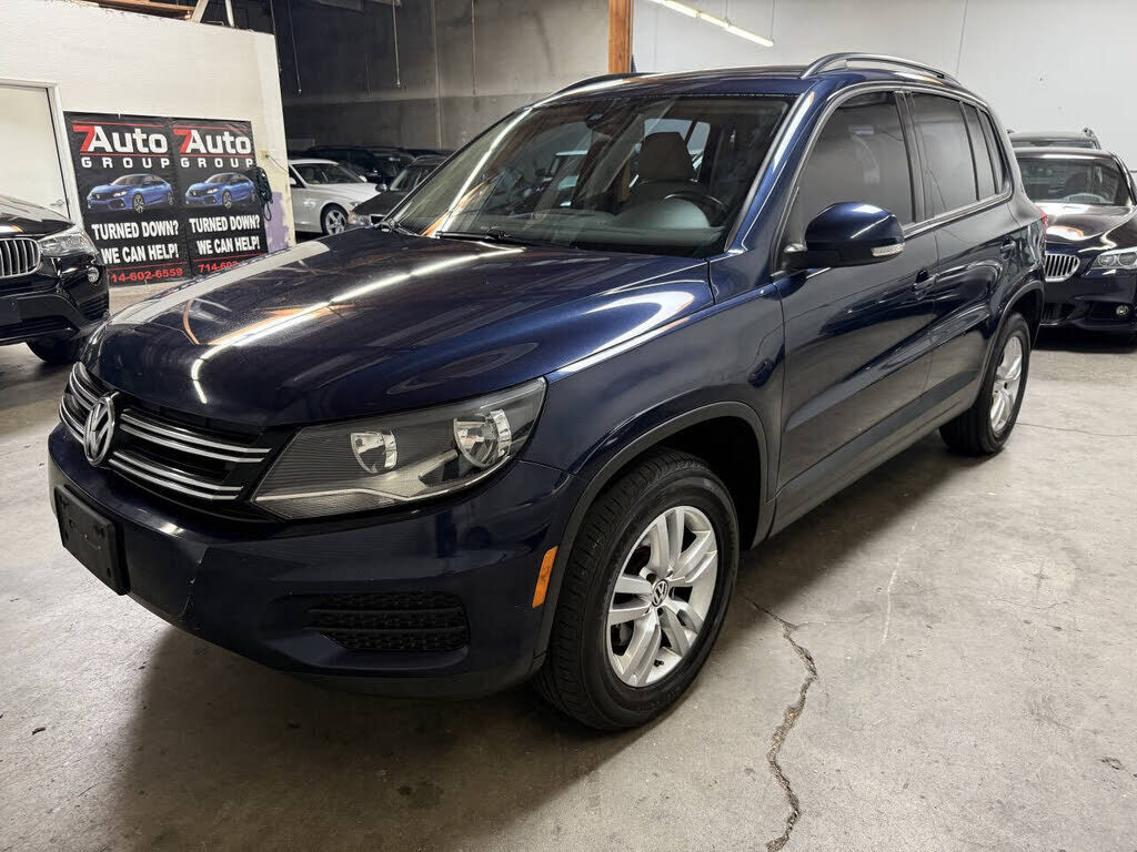 2016 VOLKSWAGEN Tiguan