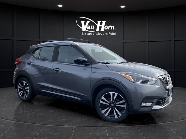 2020 NISSAN Kicks