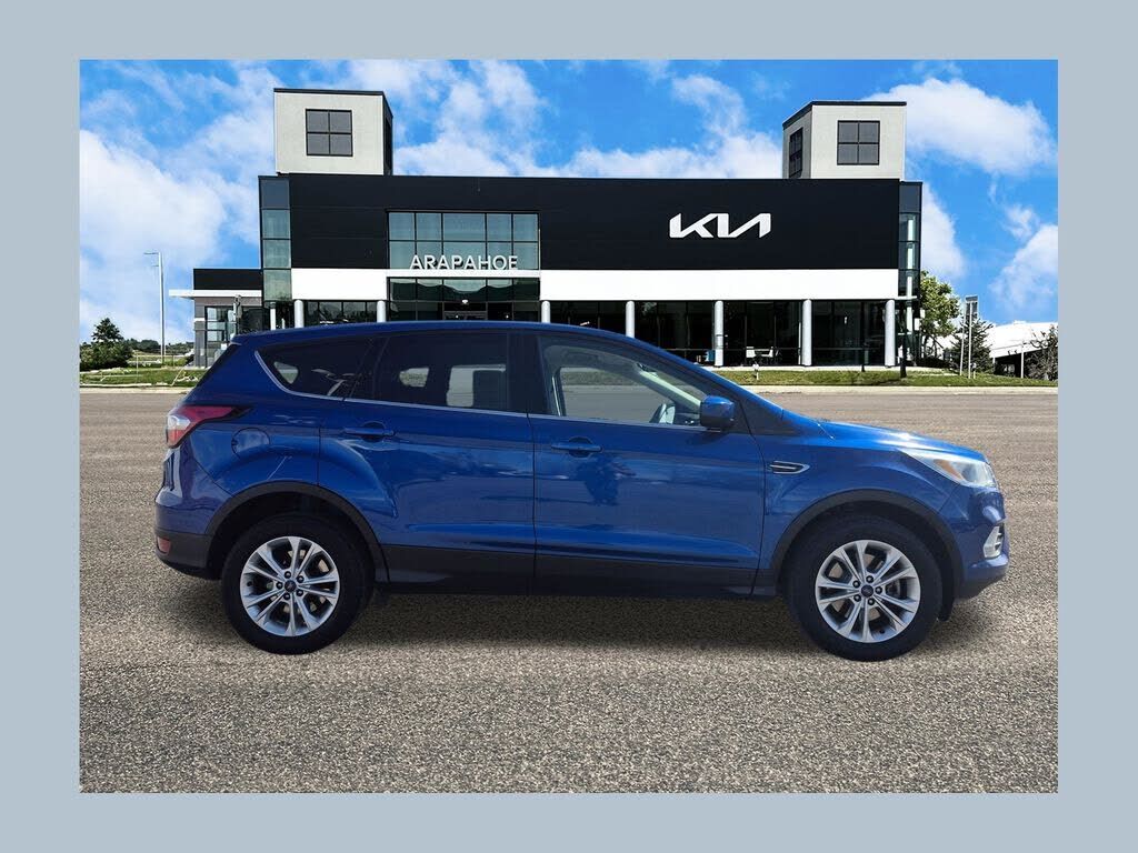2017 FORD Escape