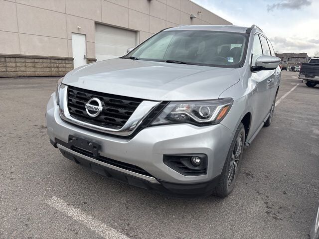 2020 NISSAN Pathfinder