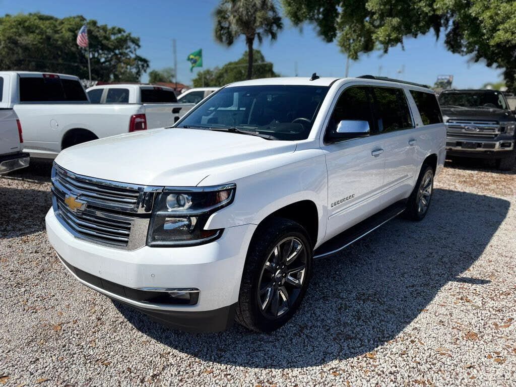 2015 CHEVROLET Suburban
