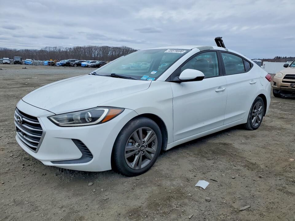 2017 HYUNDAI Elantra