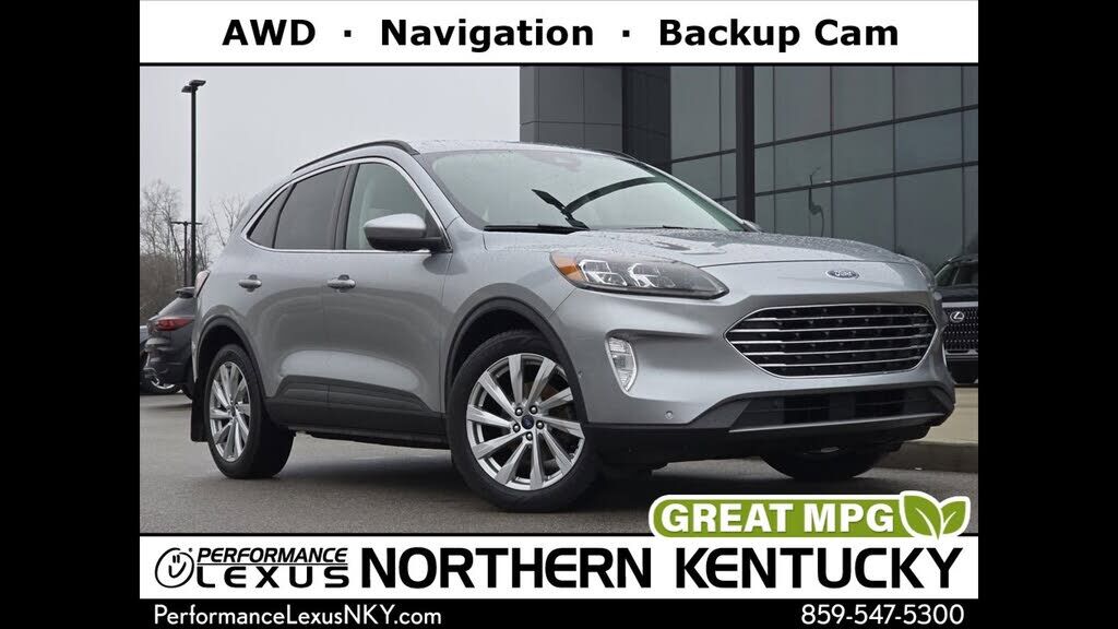 2022 FORD Escape