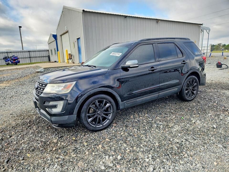 2017 FORD Explorer