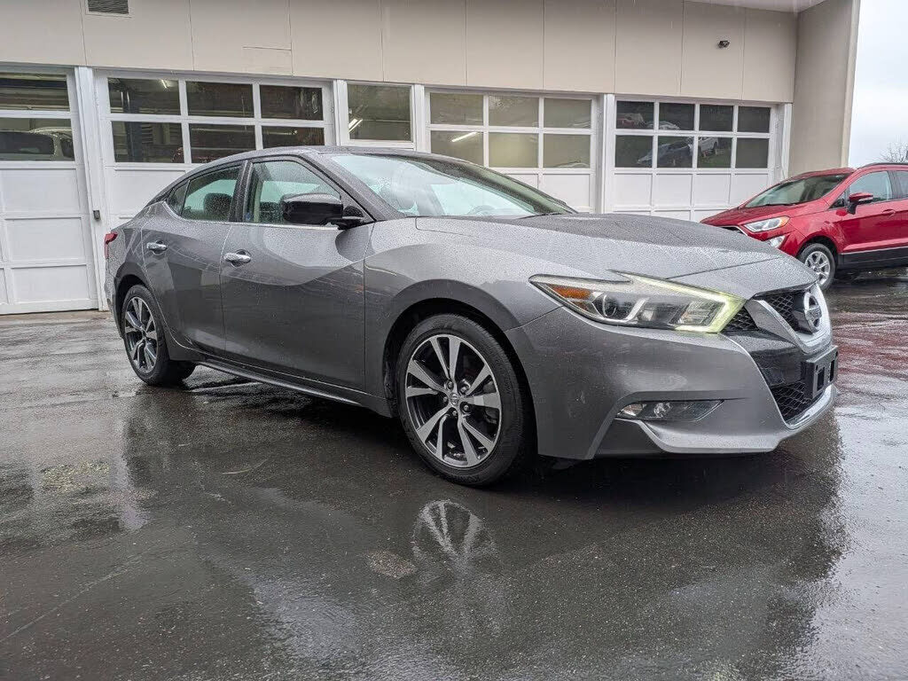 2016 NISSAN Maxima