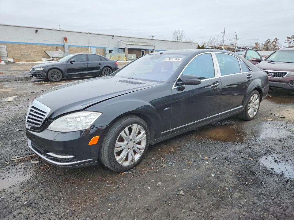 2010 MERCEDES-BENZ S-Class