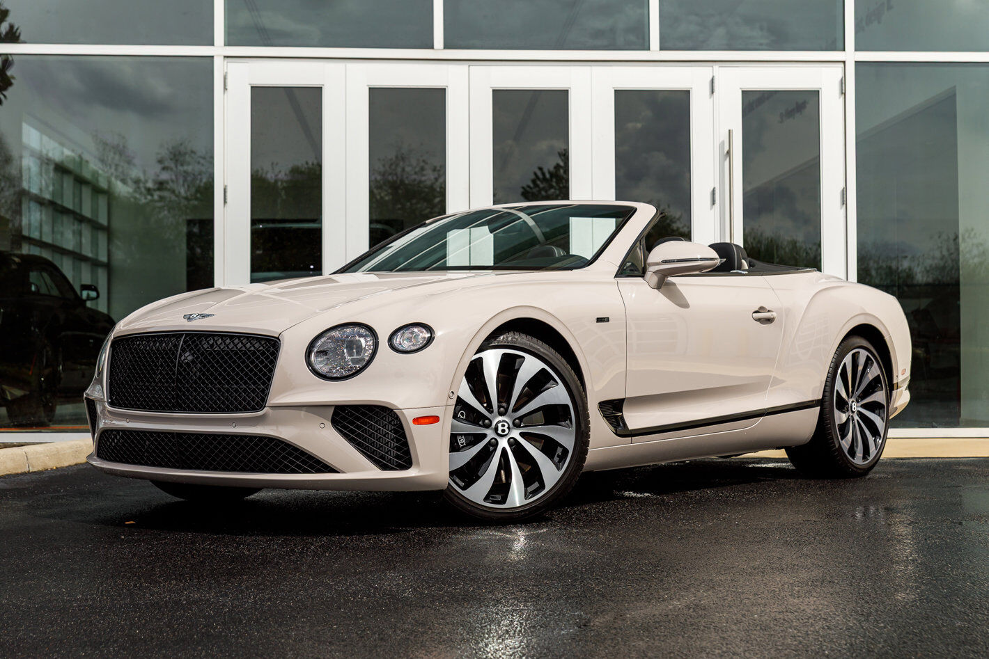 2024 BENTLEY Continental