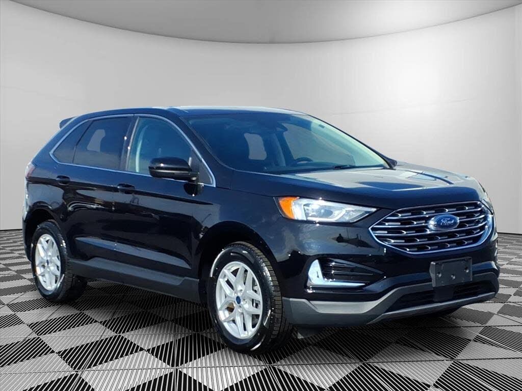 2022 FORD Edge