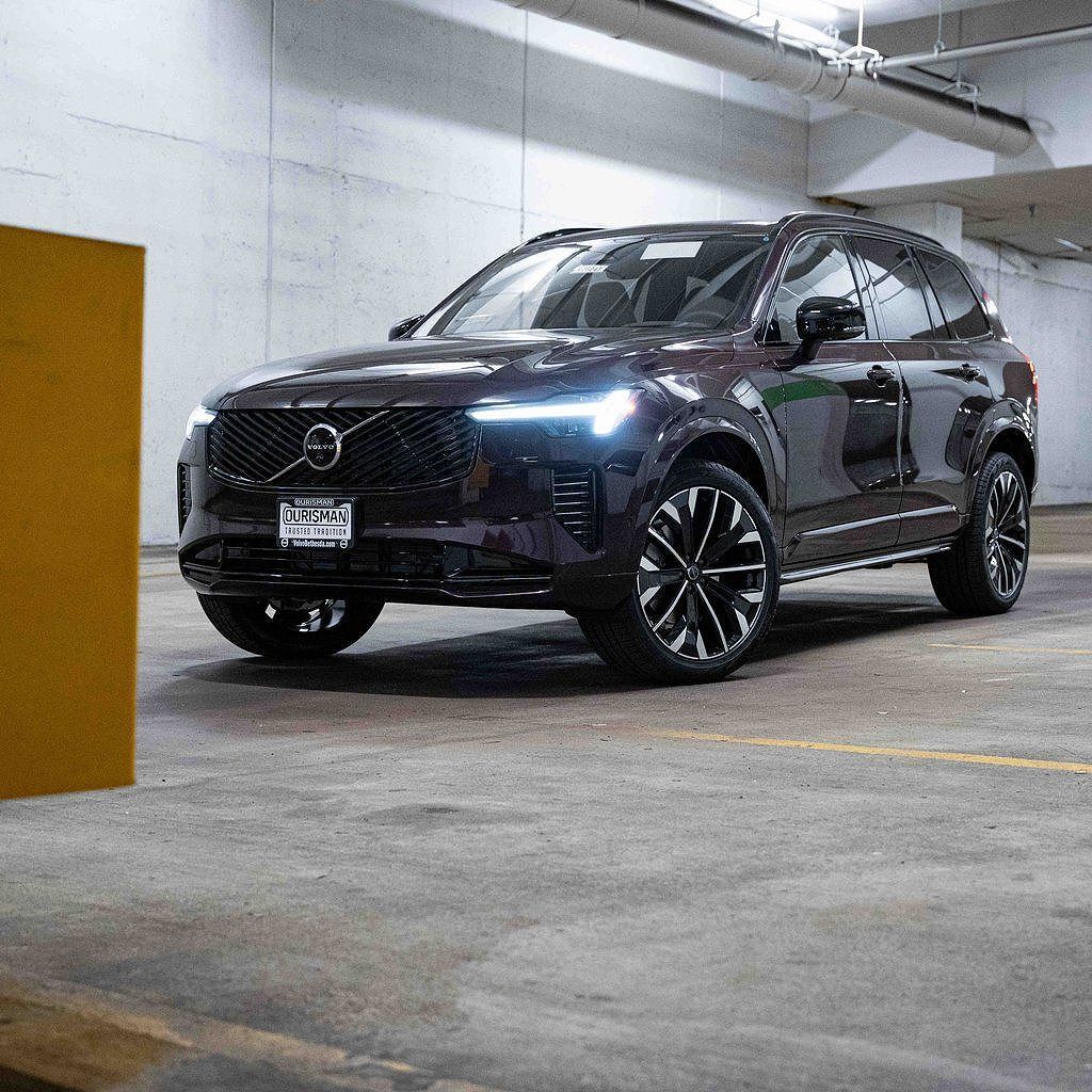 2026 VOLVO XC90