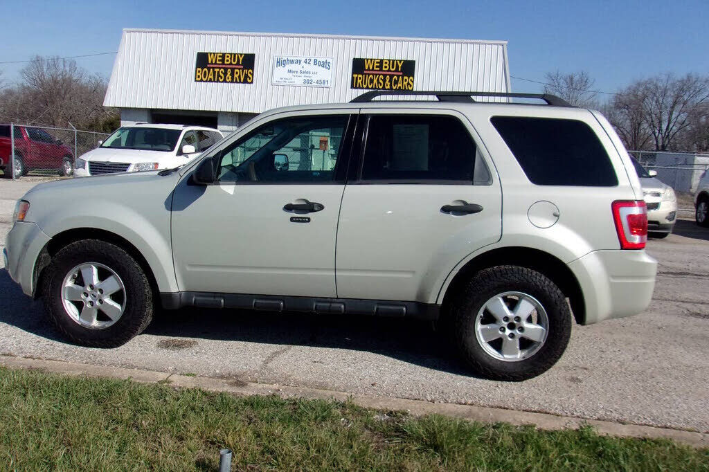 2009 FORD Escape