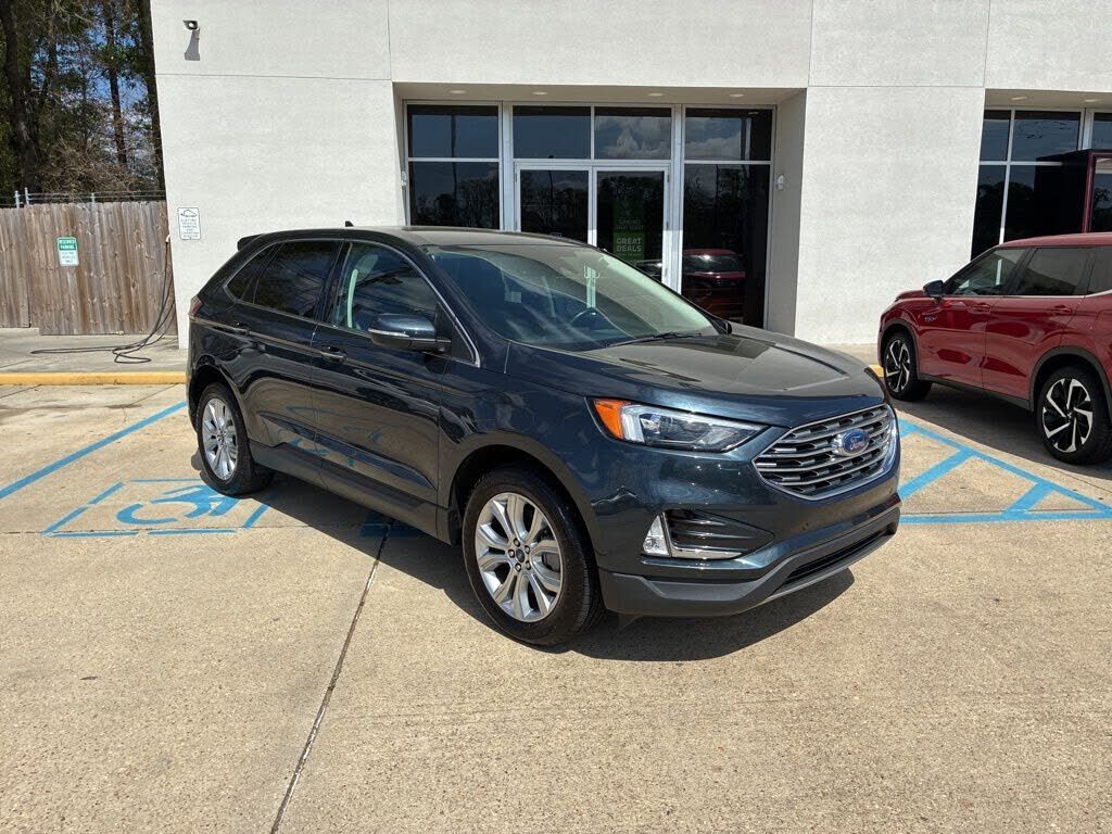 2022 FORD Edge