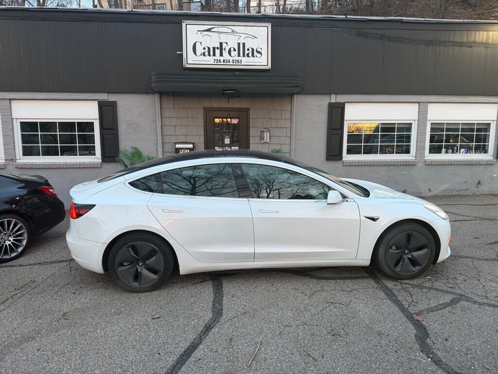 2020 TESLA Model 3