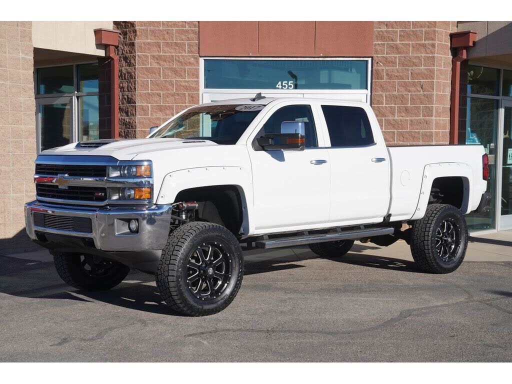2017 CHEVROLET Silverado