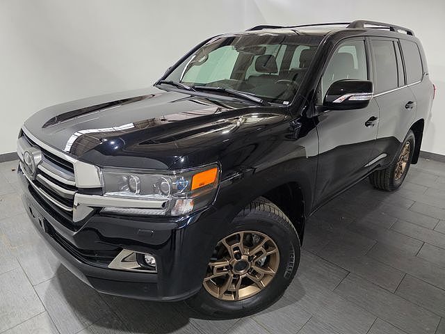 2021 TOYOTA Land Cruiser
