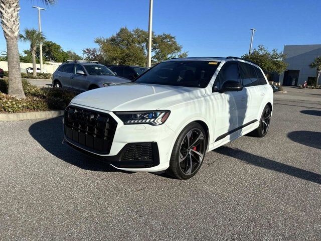 2023 AUDI SQ7